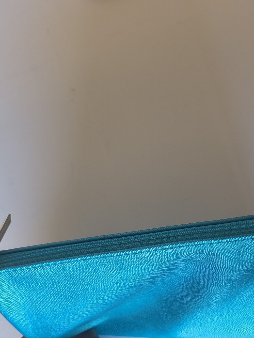 La Roche Posay Turquoise Cosmetic Pouch - OS - Picture 4 of 7